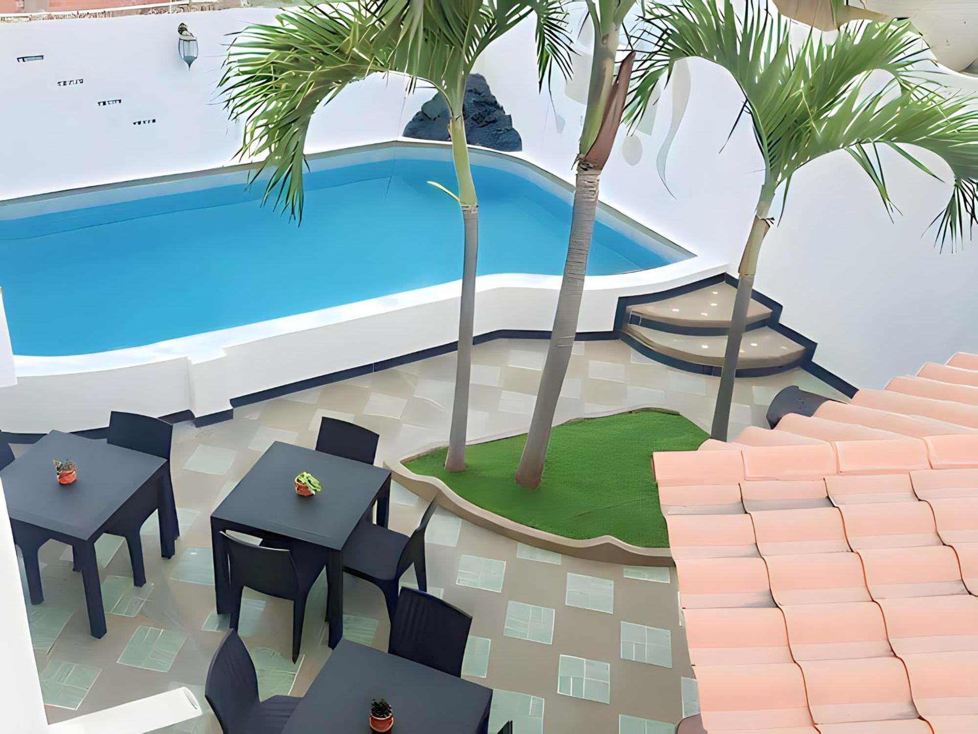 Hotel Manta Beach Madrigal Exteriör bild